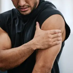 Diagram showing shoulder muscles involved in rotator cuff pain