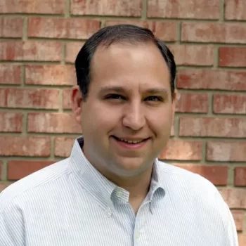 Headshot of Dr. Jordan Kovacs, chiropractic physician